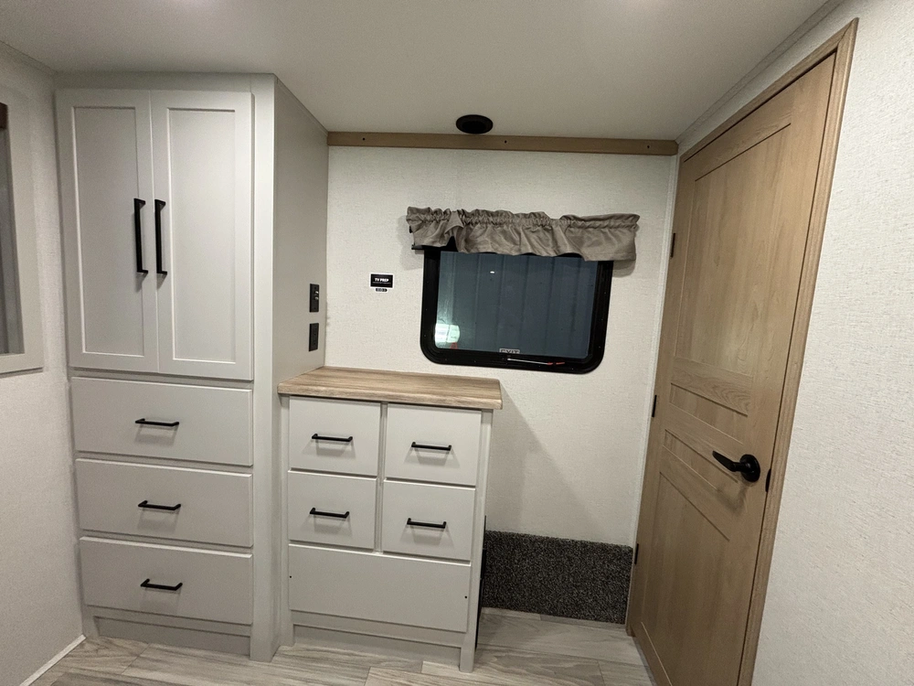 Forest River Sierra 41duplex 2026 alt