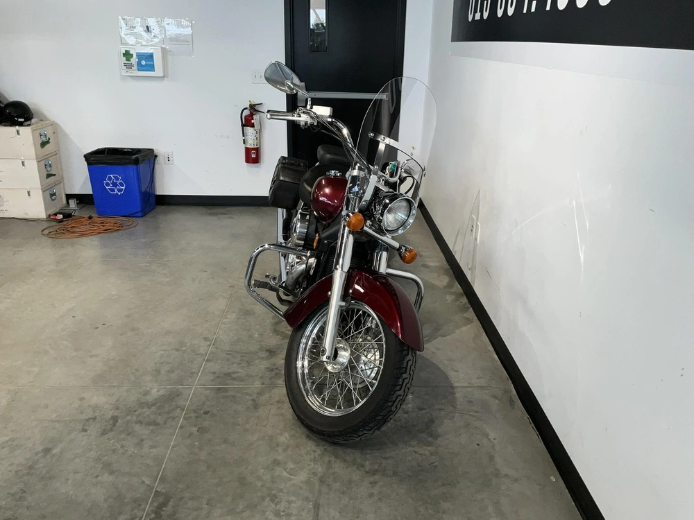 Honda Shadow 750 2004 alt