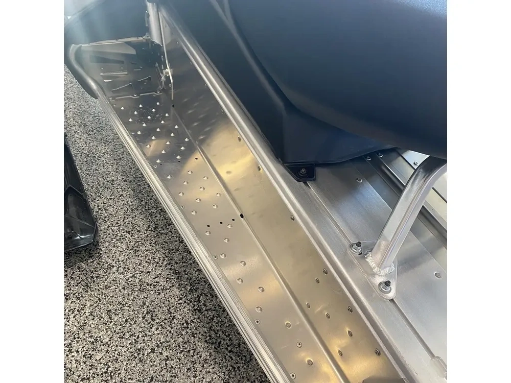 2025 Polaris 550 Voyageur 155 alt