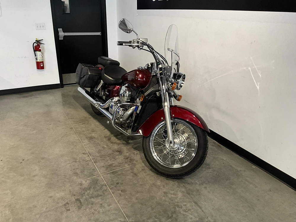 Honda Shadow 750 2004 alt