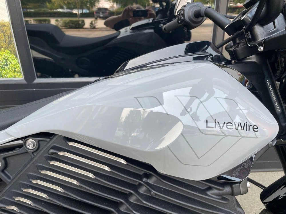 2024 Livewire S2 Del Mar® alt