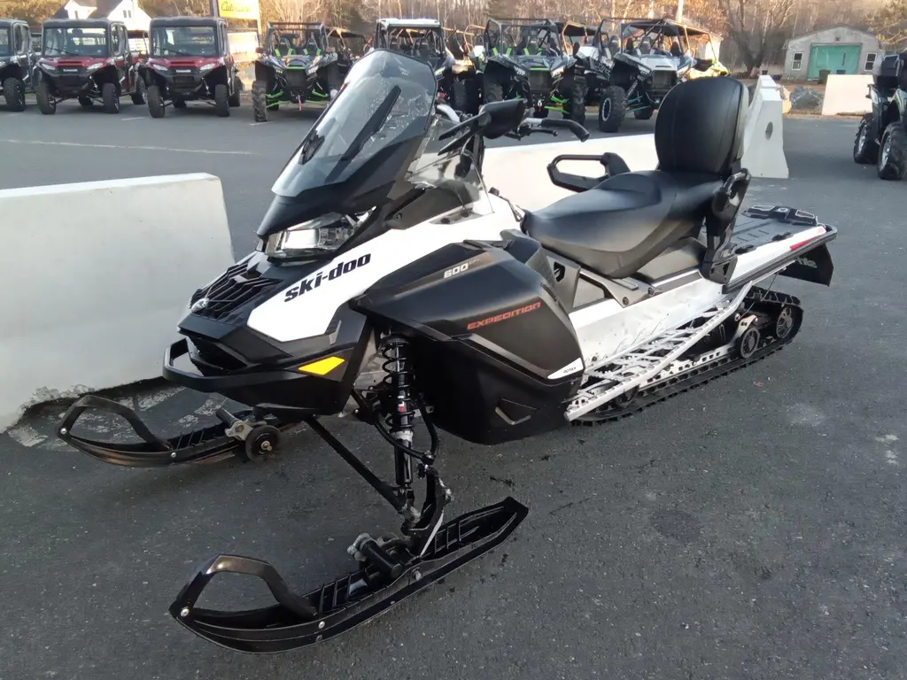 Ski-Doo EXPEDITION SPORT 2022 - 600 EFI