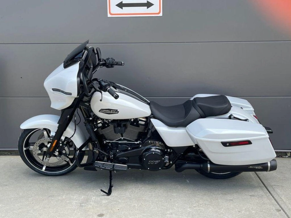 2025 Harley-davidson Flhx - Street Glide® alt