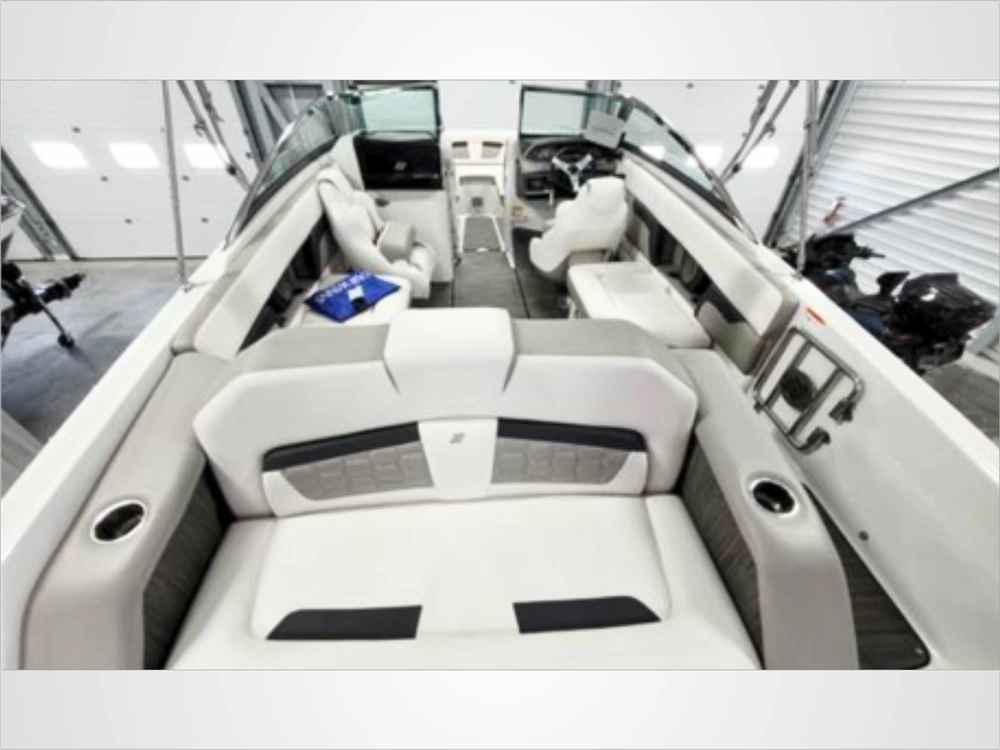 2018 Four Winns 240hd alt