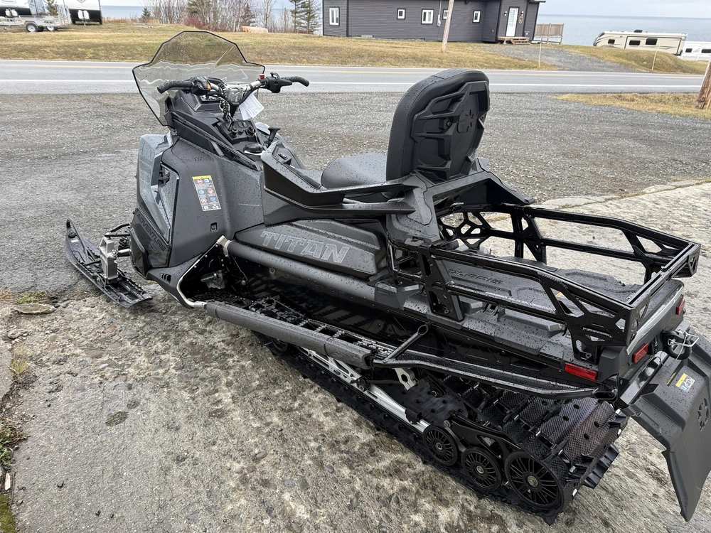 Polaris S26aje9fsl Polaris Prostar S4 Titan Adventure 155 2026 alt