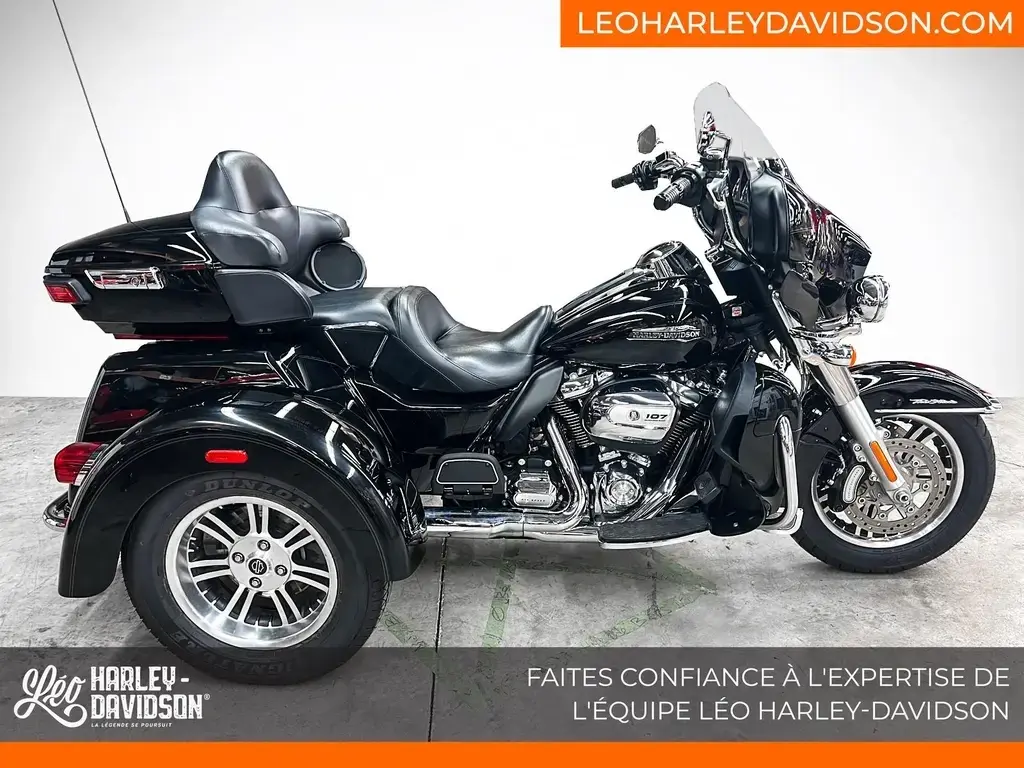 2018 Harley-Davidson FLHTCUTG Tri Glide Ultra