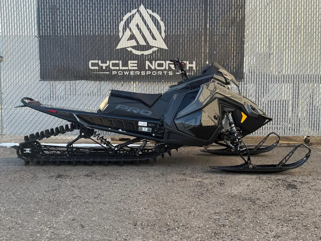 2025 Polaris 9R PRO RMK 155"