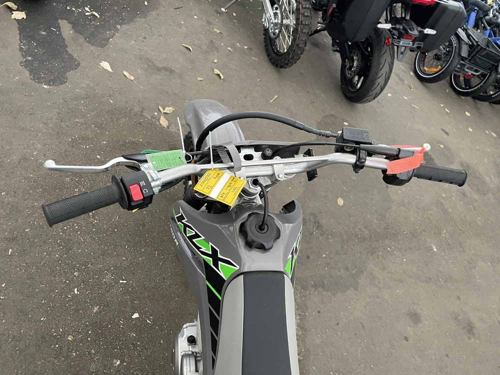 2025 Kawasaki Klx140r L alt