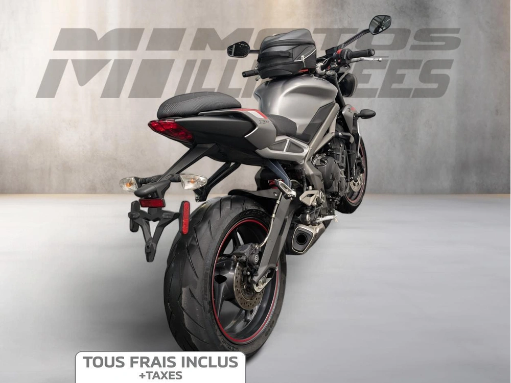 Triumph Street Triple 765 R 2022 alt