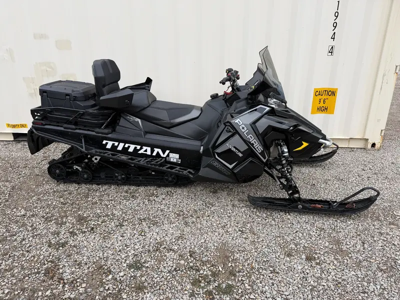 2023 Polaris 800 TITAN ADV 155