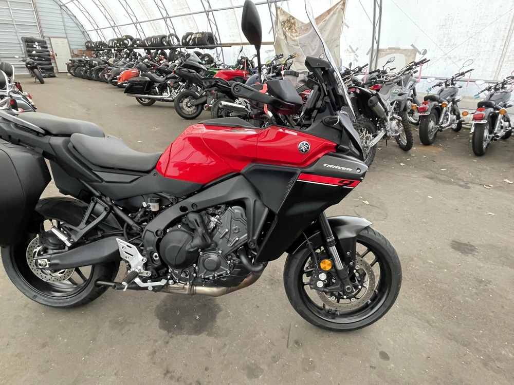 2025 Yamaha Tracer 9 Amt alt