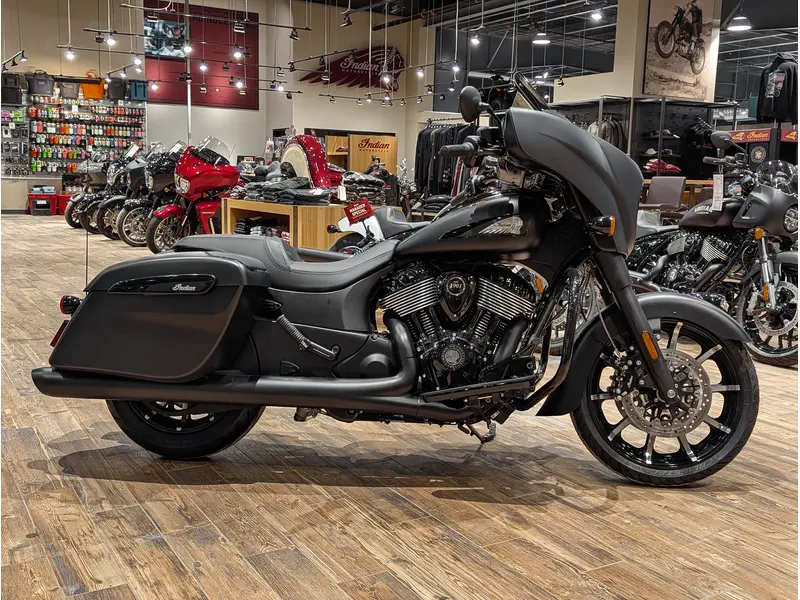 2026 Indian Motorcycle Chieftain Dark Horse + PowerBand Audio Package // Black Smoke