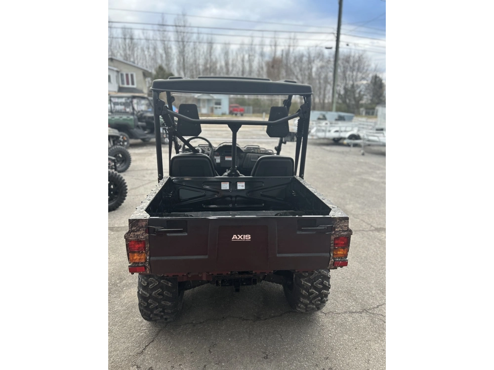 2022 Axis 700 alt