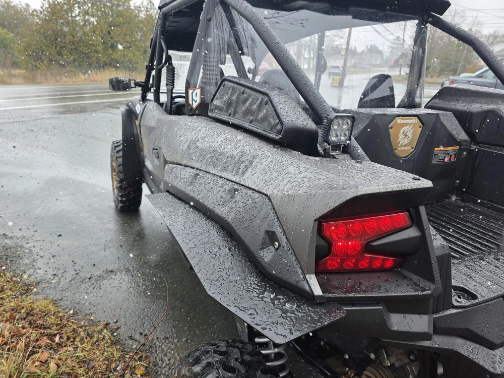 2023 Kawasaki Teryx Krx4 Es Special Edition alt