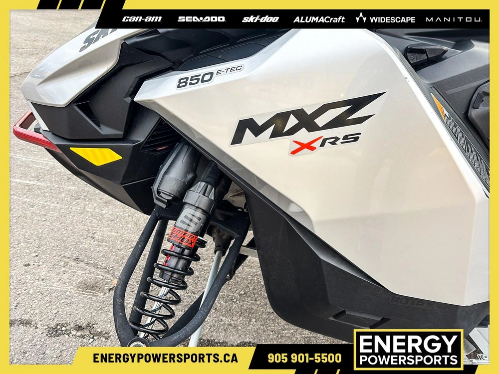 2024 Ski-doo Mxz Xrs 850 137 Ir Sas 10.25 alt