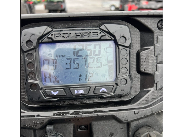 2023 Polaris Sportsman 850 Ultimate Trail - Chalk Gloss alt