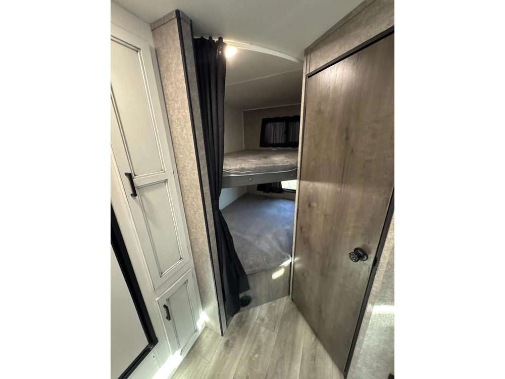 2021 Highland Ridge Rv Open Range 26bhs alt