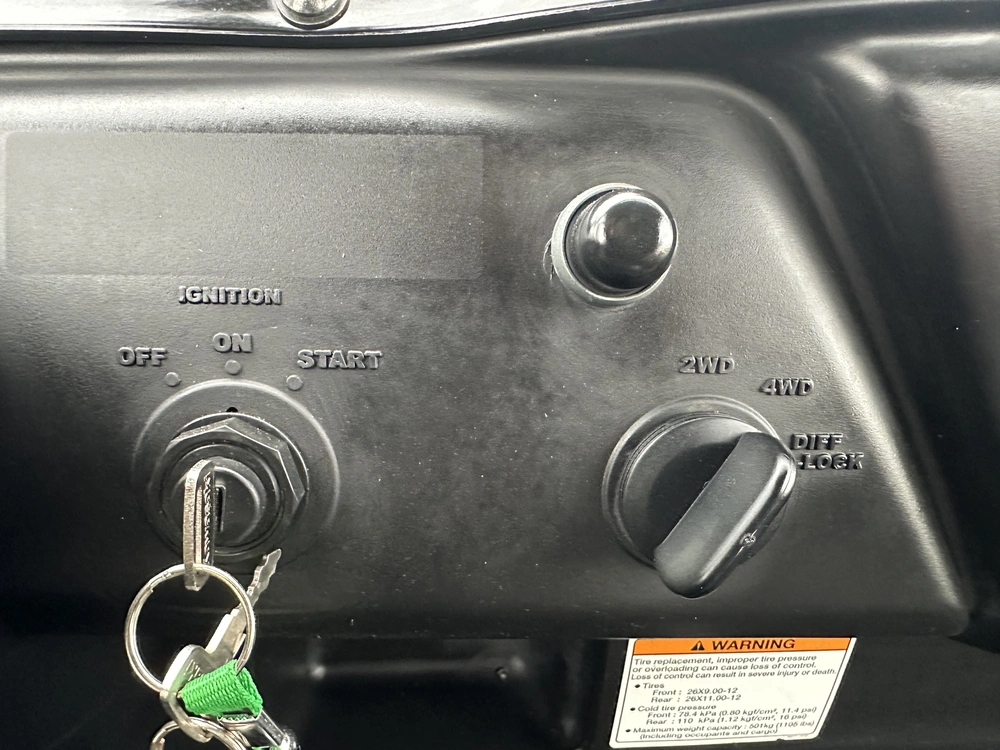 2015 Kawasaki Teryx alt