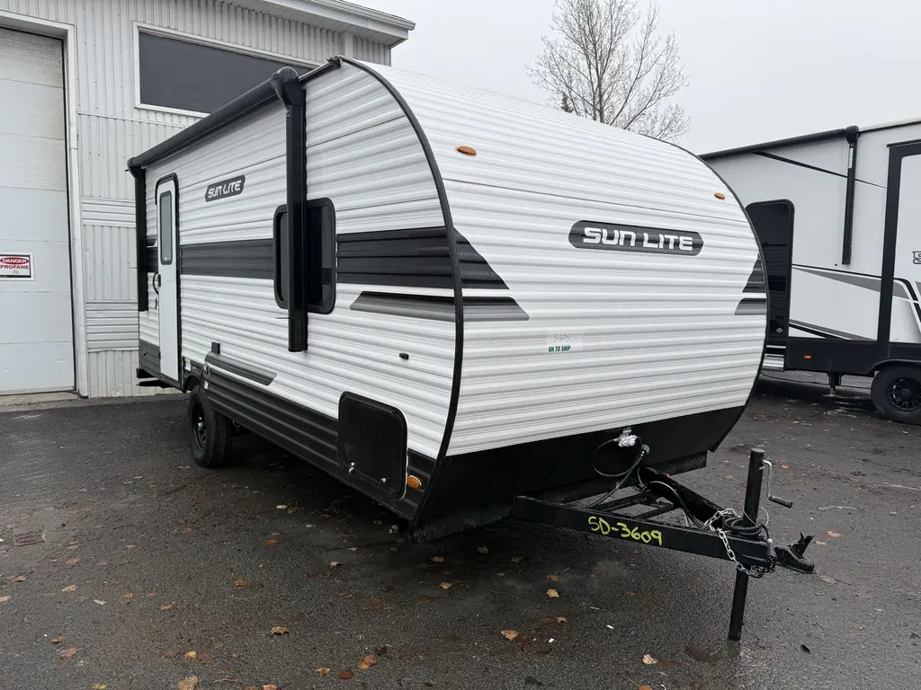 Sunset Park RV Sunlite Limited 19RB 2026
