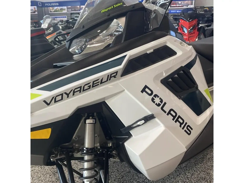 2025 Polaris 550 Voyageur 155 Es alt