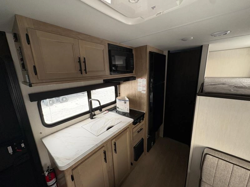 Cherokee Wolf Pup 16 Bhsw 2026 alt