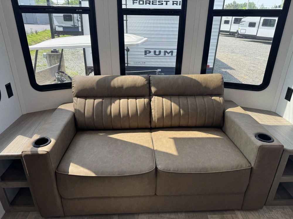 Palomino Puma (park) 402lft 2026 alt