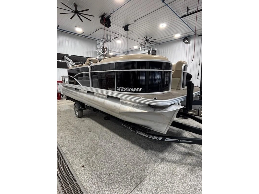 2017 Manitou Aurora 20 Le alt