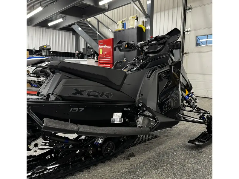 2026 Polaris 9R INDY XCR 137