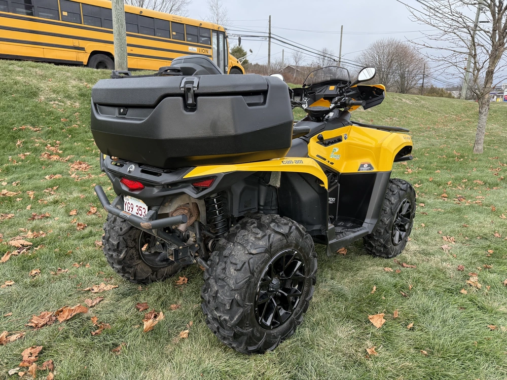 2024 Can-am Outlander Max Xt 700 alt