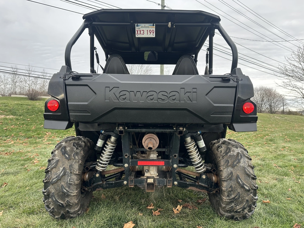 2015 Kawasaki Teryx alt