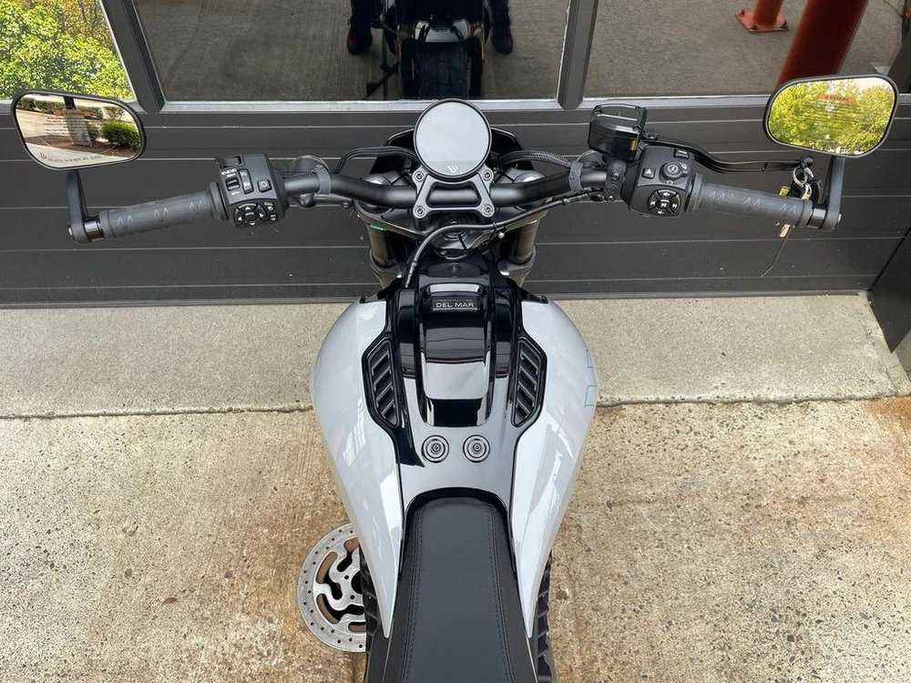 2024 Livewire S2 Del Mar® alt