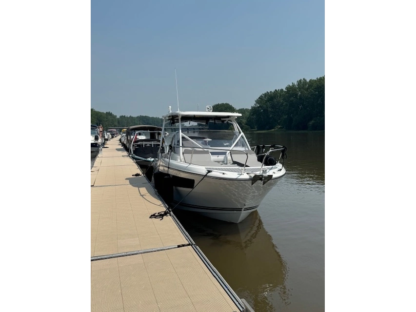 Jeanneau Leader 9.0 2023 alt