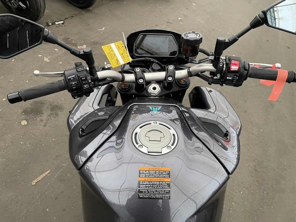 2024 Yamaha Mt-10 alt