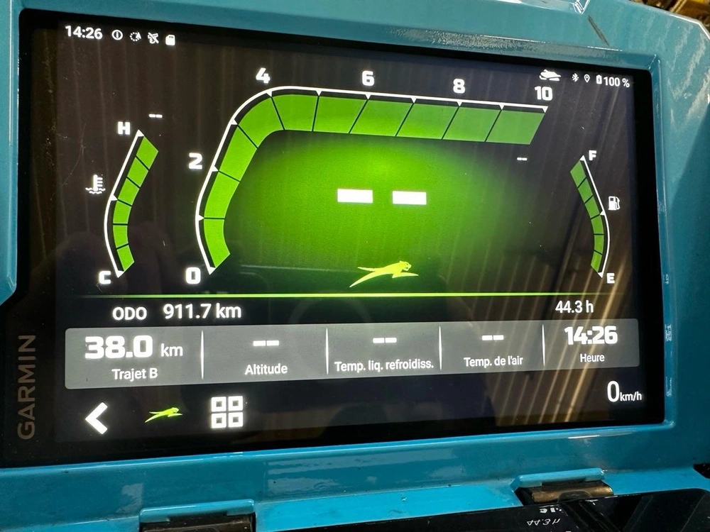 2025 Arctic Cat M 858 Mountain Cat 154 3.0 alt