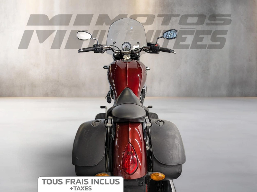 Victory Motorcycles Vegas 2011 alt