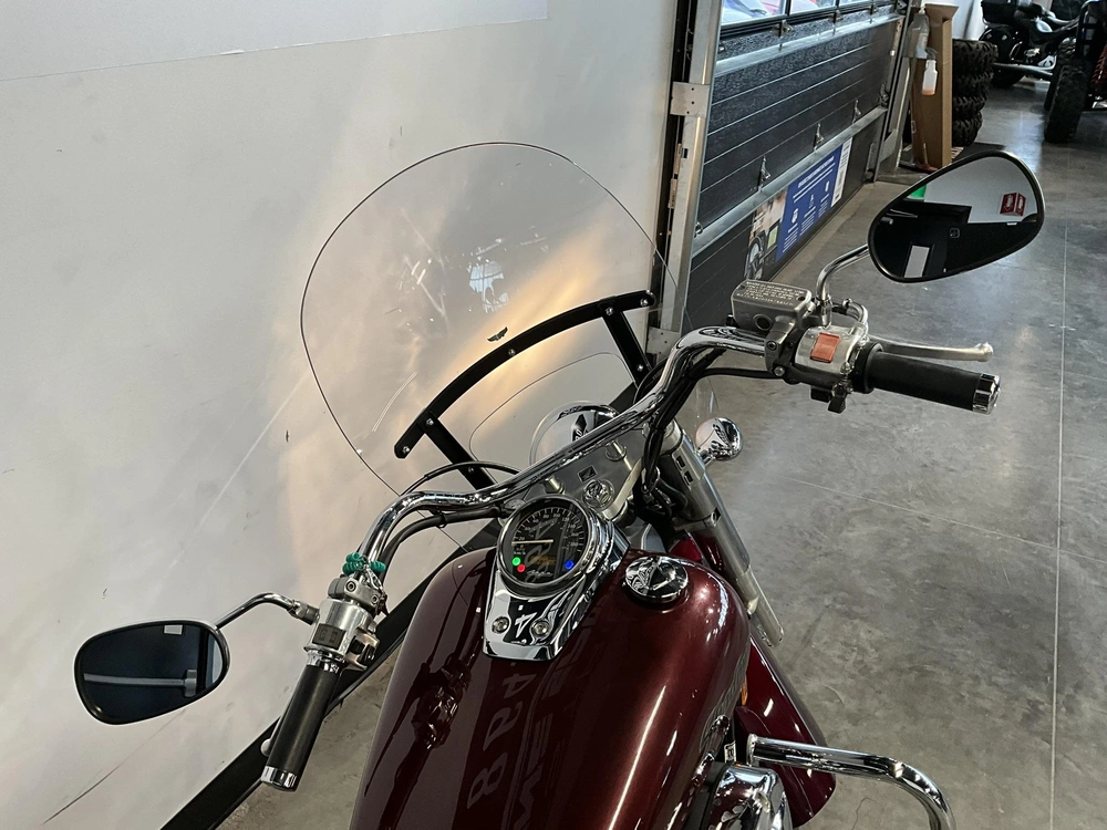 Honda Shadow 750 2004 alt