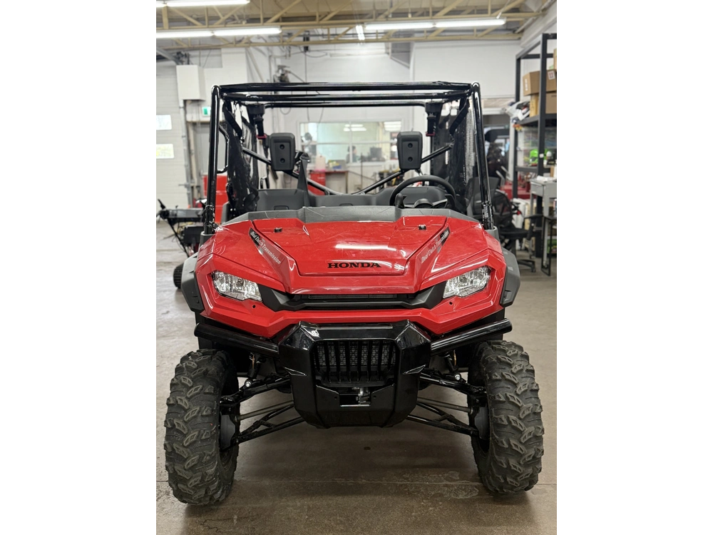 Honda Pioneer 1000 Deluxe 2025 alt