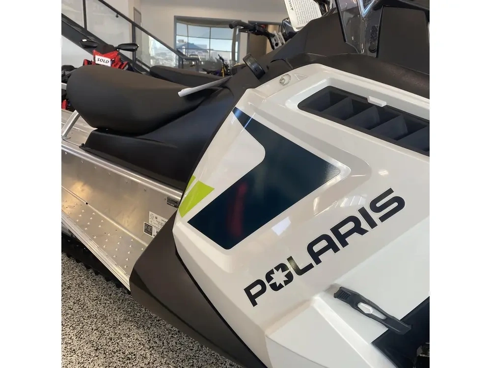 2025 Polaris 550 Voyageur 155 Es alt