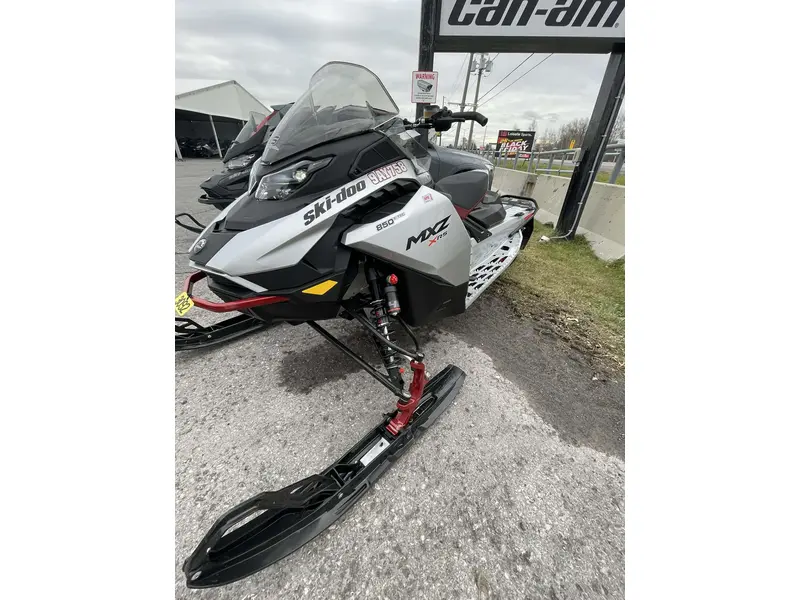 2024 BRP MXZ X-RS 137''