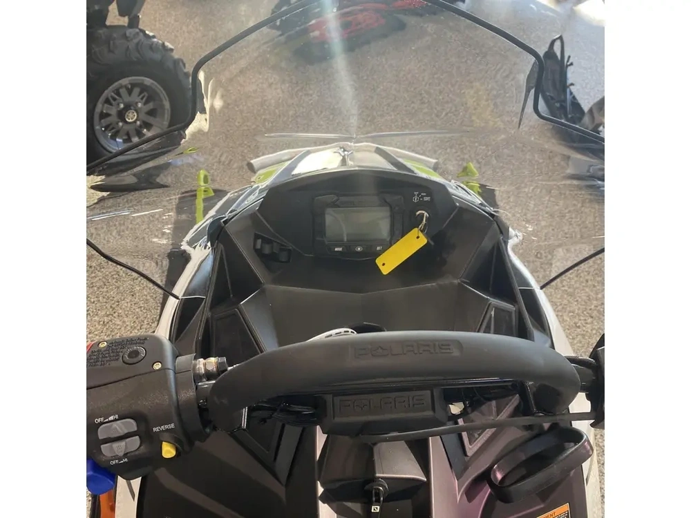 2025 Polaris 550 Voyageur 155 Es alt