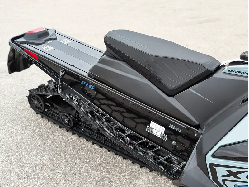 2026 Polaris 850 Switchback XC 146 // Hemlock Blue/Black/Velocity Blue