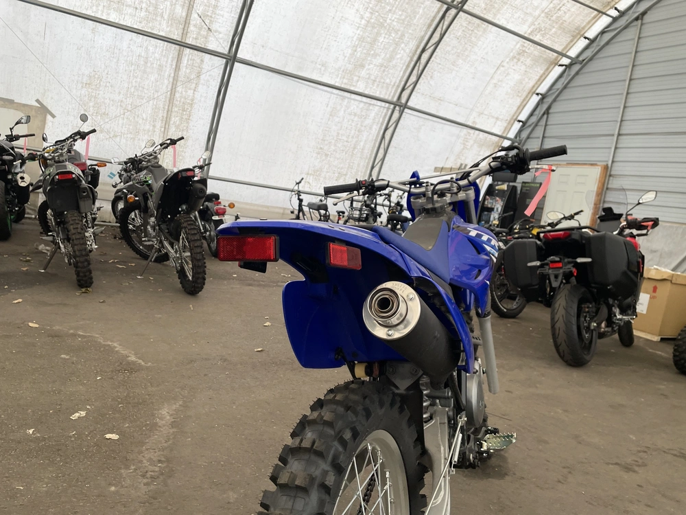 2025 Yamaha Tt-r 230 alt