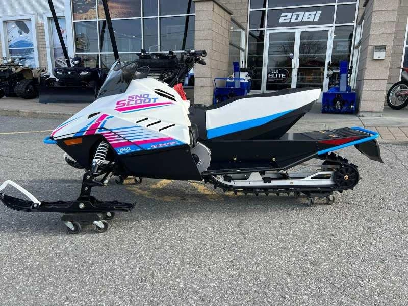 Yamaha Snoscoot Es Blanc Bleu No 2024 alt