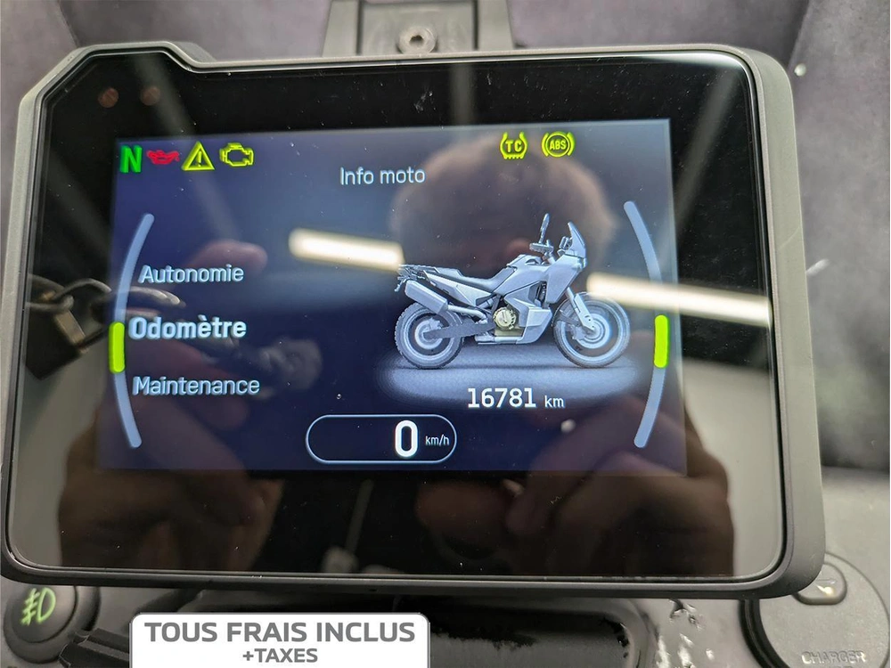 2022 Husqvarna Norden 901 alt