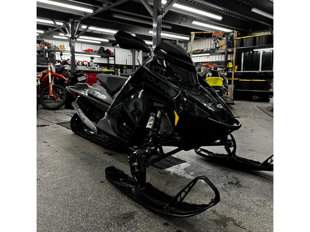 Polaris 9r Indy Xcr 137 2026 alt