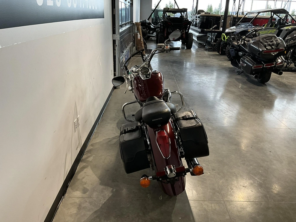 Honda Shadow 750 2004 alt