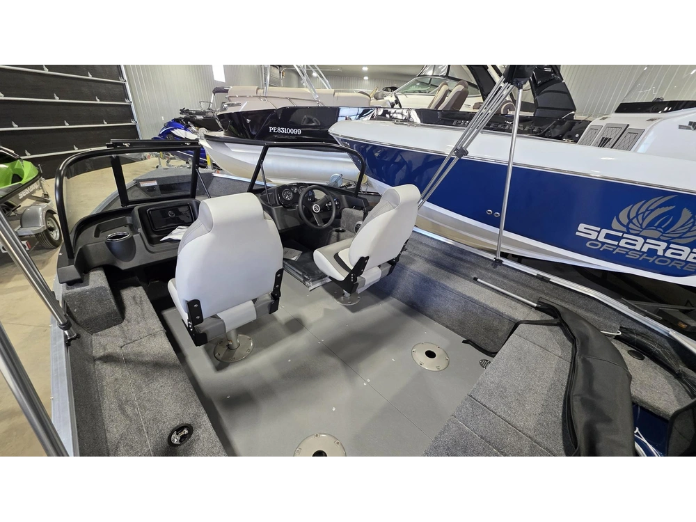 2026 Princecraft Holiday Max 162 Ws alt