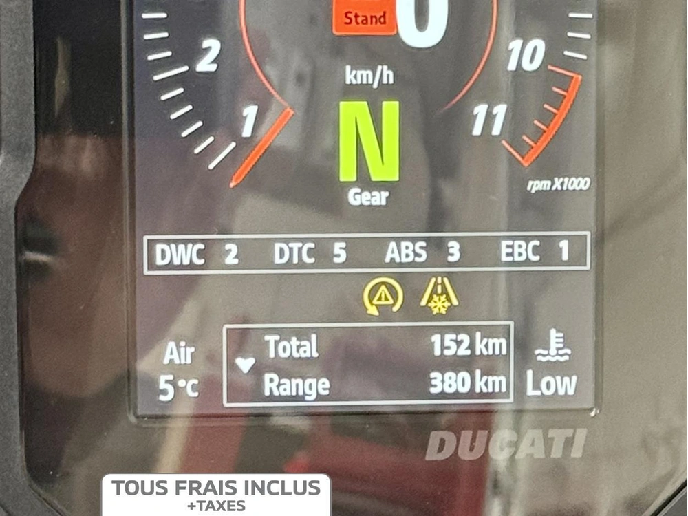 Ducati Desertx 2024 alt