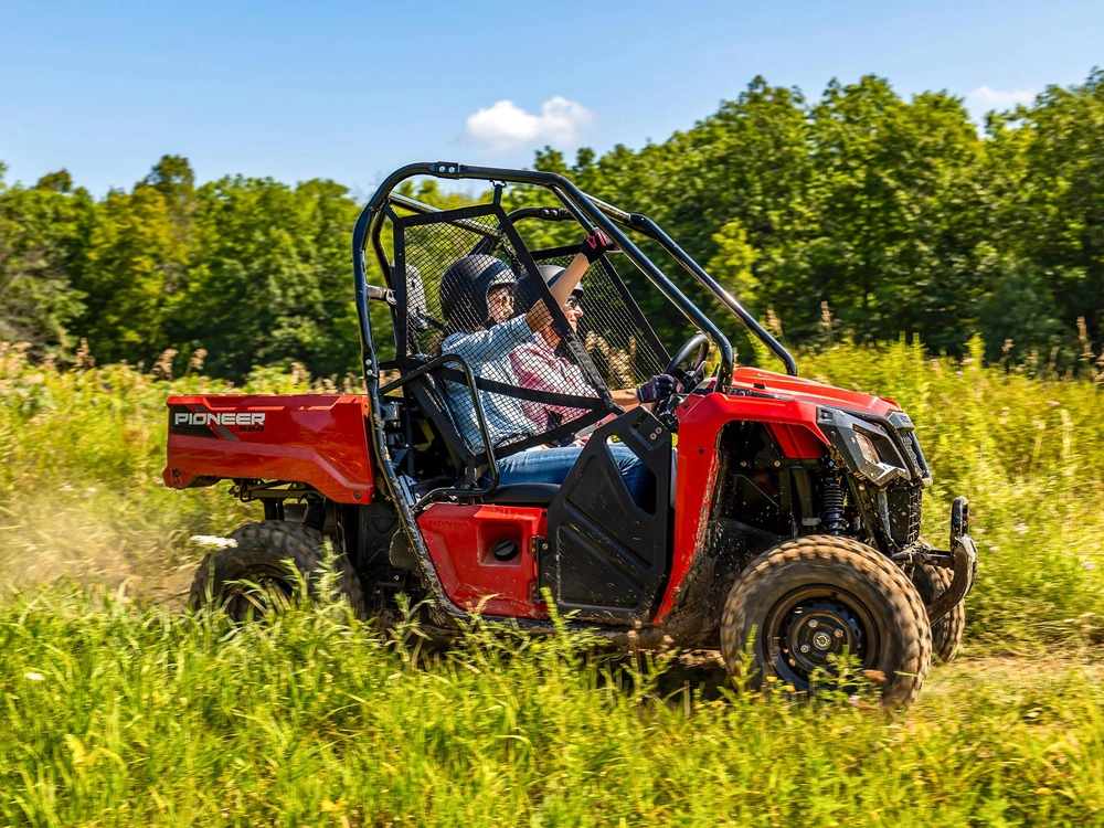 Honda 2026 Honda Pioneer 520 2026 alt