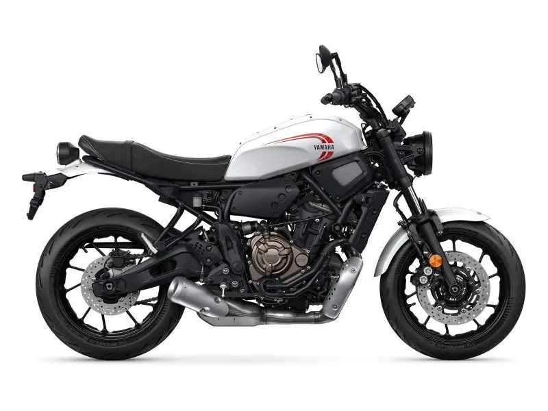 Yamaha XSR700 2025